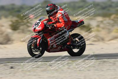 media/Dec-01-2025-Moto Forza (Mon) [[2daa91e15f]]/1-Advanced Group/Session 3 Turn 3 Exit Bump Pans/